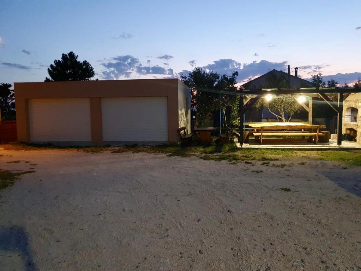 Ražanac Apartman Petar מראה חיצוני תמונה